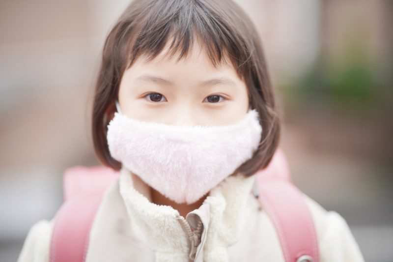 เด็ก หน้ากาก