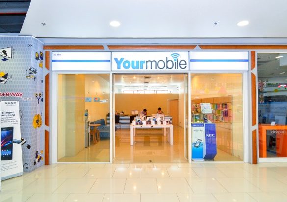 明るく入りやすいゲートウェイ・エカマイのYourmobileショップ