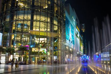 外国人観光客も集まるサイアムパラゴン