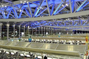 一部航空会社で変更手数料が免除