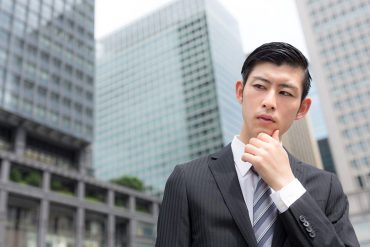 海外就職の方が年齢にシビア?