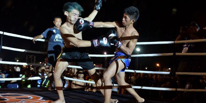 タイのチンピラと現役ムエタイ選手がガチで戦った結果w
